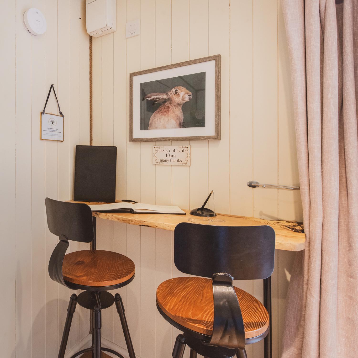 The Hideaway At Hiddenwood Glamping Hotel Corsley ภายนอก รูปภาพ