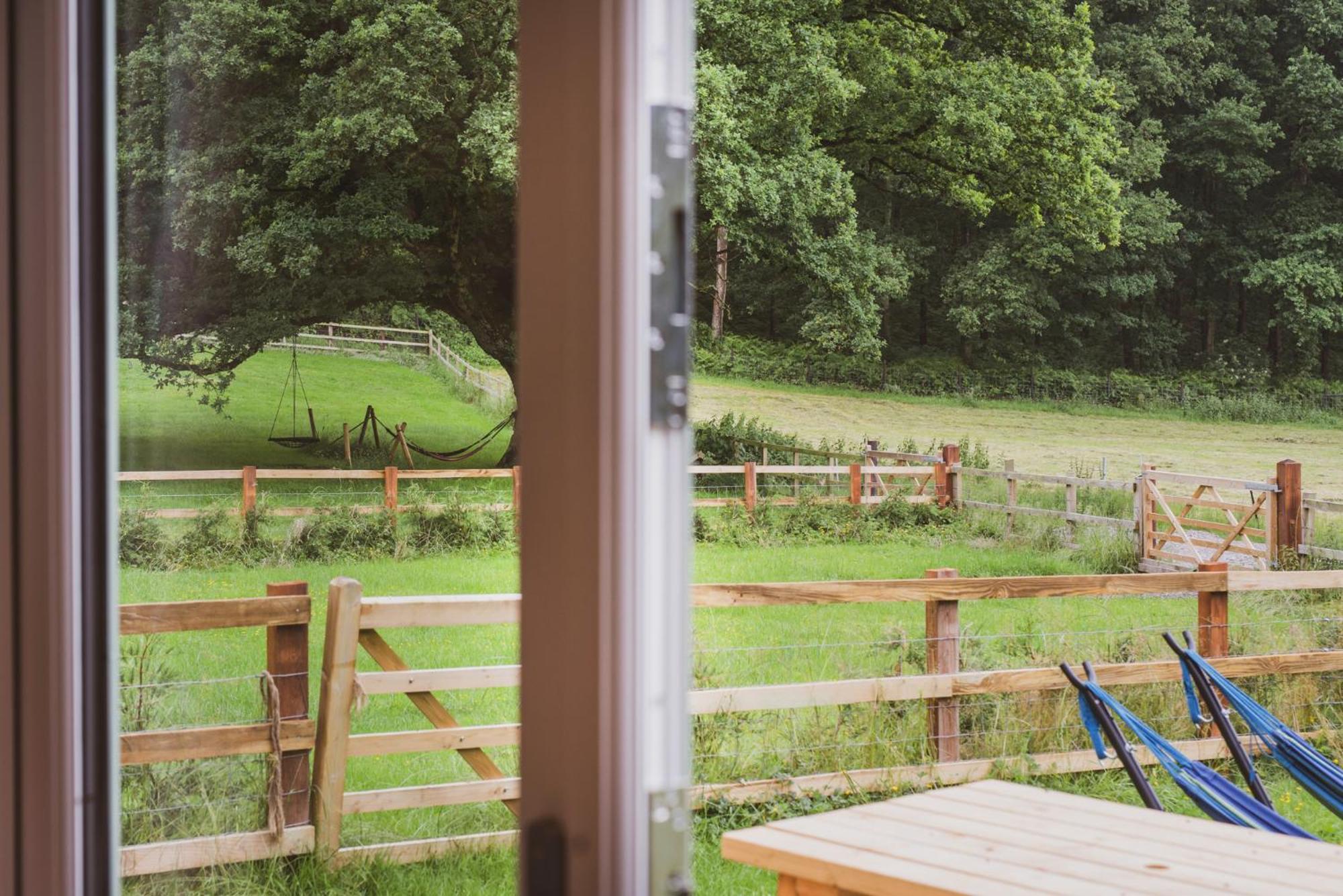The Hideaway At Hiddenwood Glamping Hotel Corsley ภายนอก รูปภาพ
